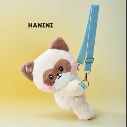 Zerobaseone Zeroni Plush Cross Bag Wonderland