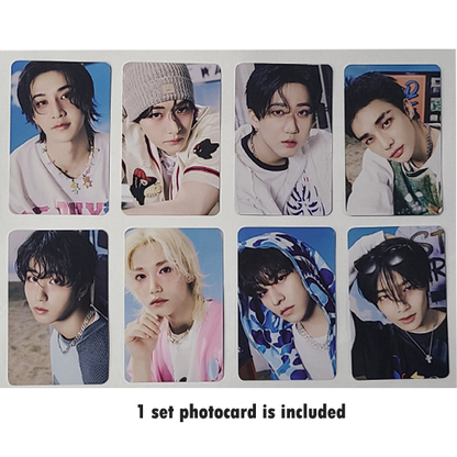 PHOTOCARD HOLDER - celebrATE